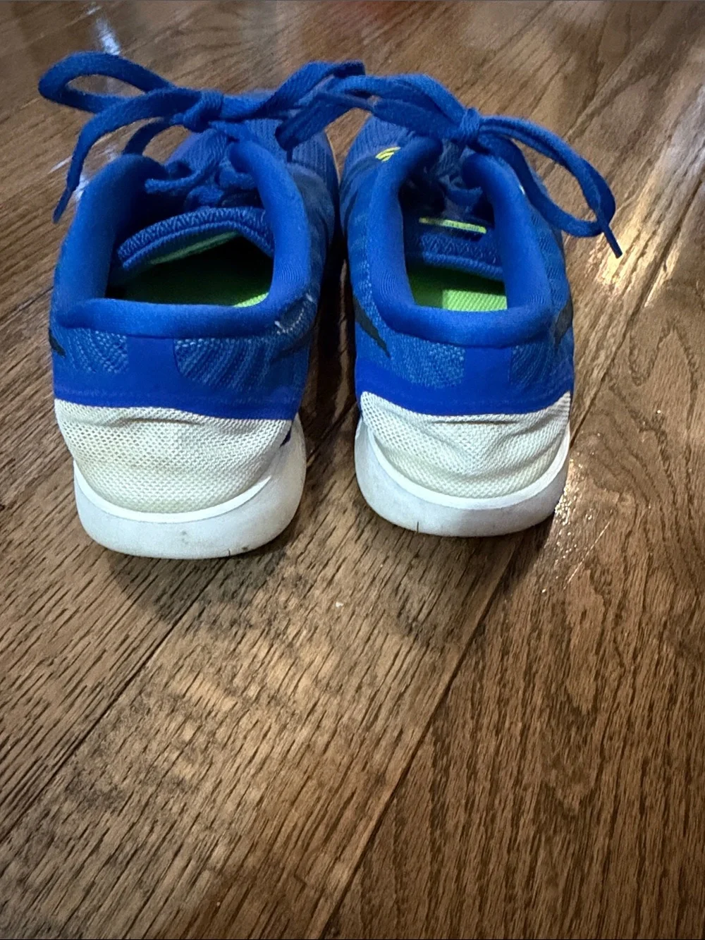 Nike Kids Blue and Neon Yellow Sneakers